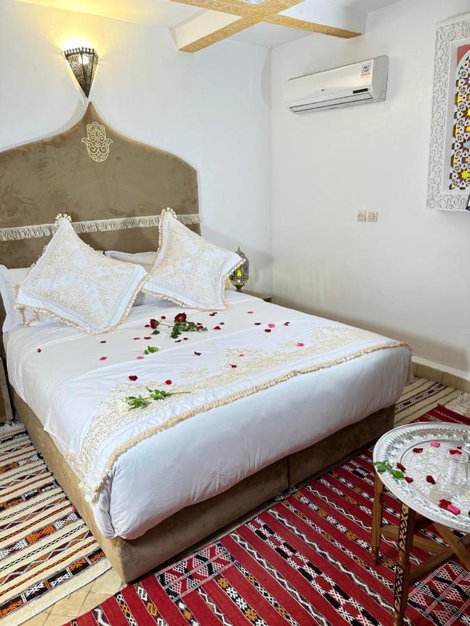 Dar Khmissa Fes Bed and Breakfast Buitenkant foto